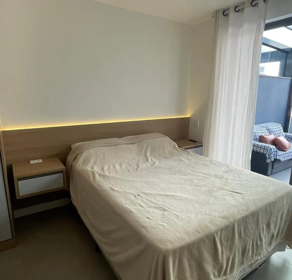 Charming Loft Studio Apartment In Poa Com Garden Porto Alegre