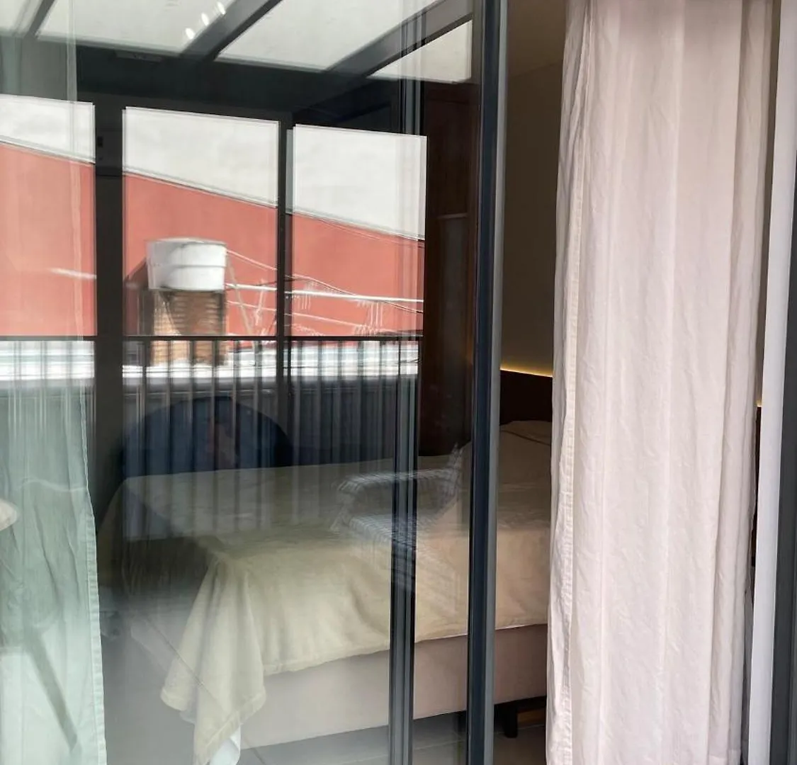Charming Loft Studio Apartment In Poa Com Garden Porto Alegre 0*,