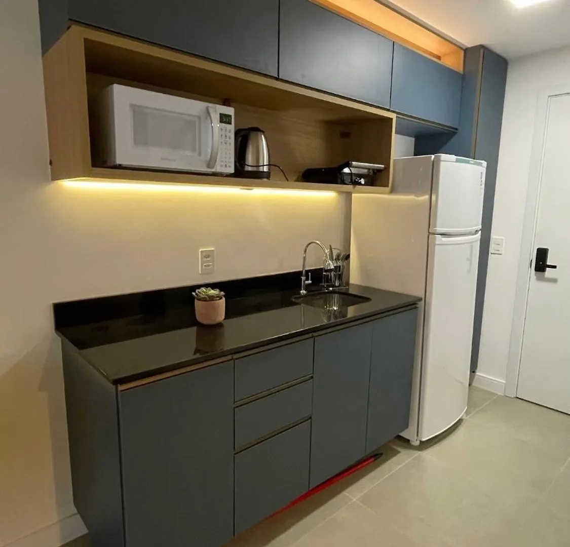 Charming Loft Studio Apartment In Poa Com Garden Porto Alegre 0*,